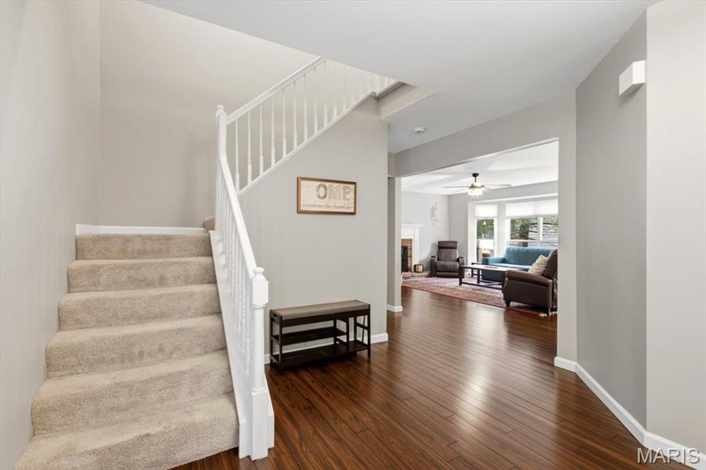 20 Greystoke Court Ballwin, MO 63021 - Photo 5 of 49