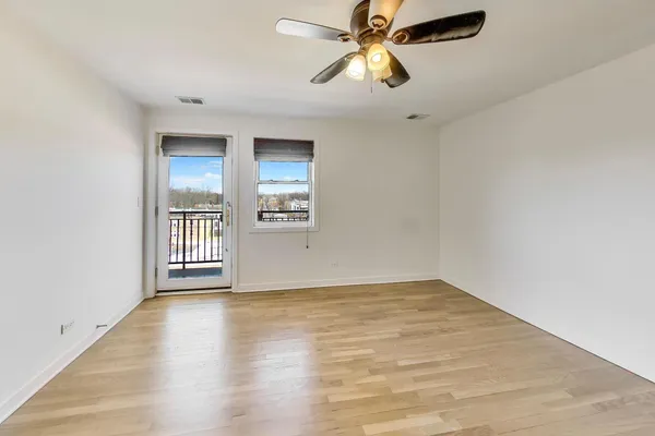 $297,500 | 2501 West Bryn Mawr Avenue, Unit 507, Chicago, IL 60659