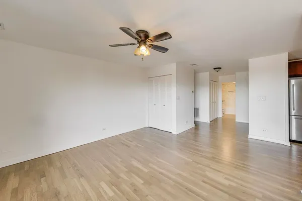 $297,500 | 2501 West Bryn Mawr Avenue, Unit 507, Chicago, IL 60659