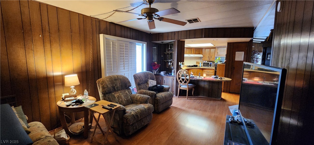 4541 Royal Ridge Way Las Vegas, NV 89103 - Photo 17 of 25 Gallery Image 17