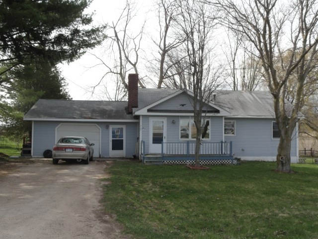 5100 East Coleman Road Clare, MI 48617 - Photo 1 of 15 1815082.JPG
