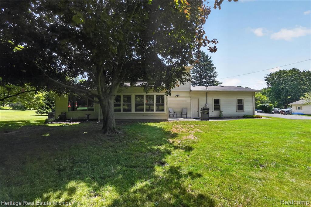 14038 Hogan Road Linden, MI 48451 - Photo 42 of 53
