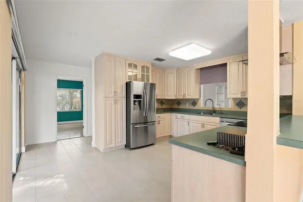 $2,800 | 2725 North Myrtle Avenue, Tampa, FL 33602