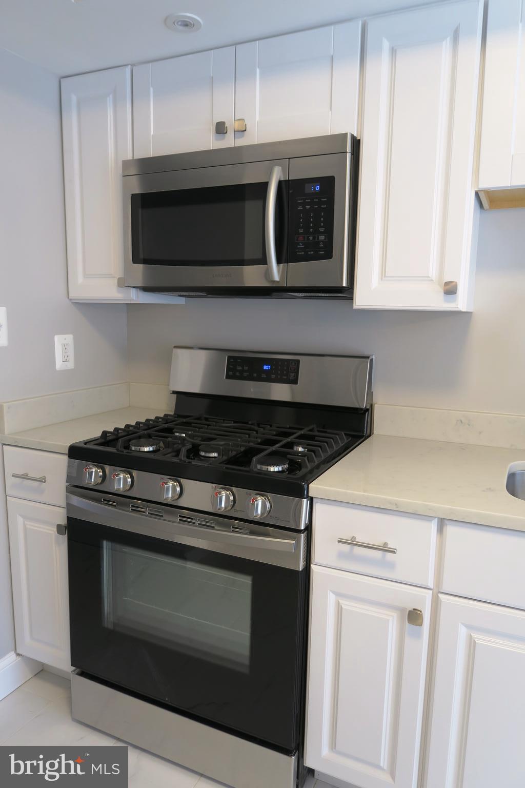 5302 Inverchapel Road Springfield, VA 22151 - Photo 17 of 49