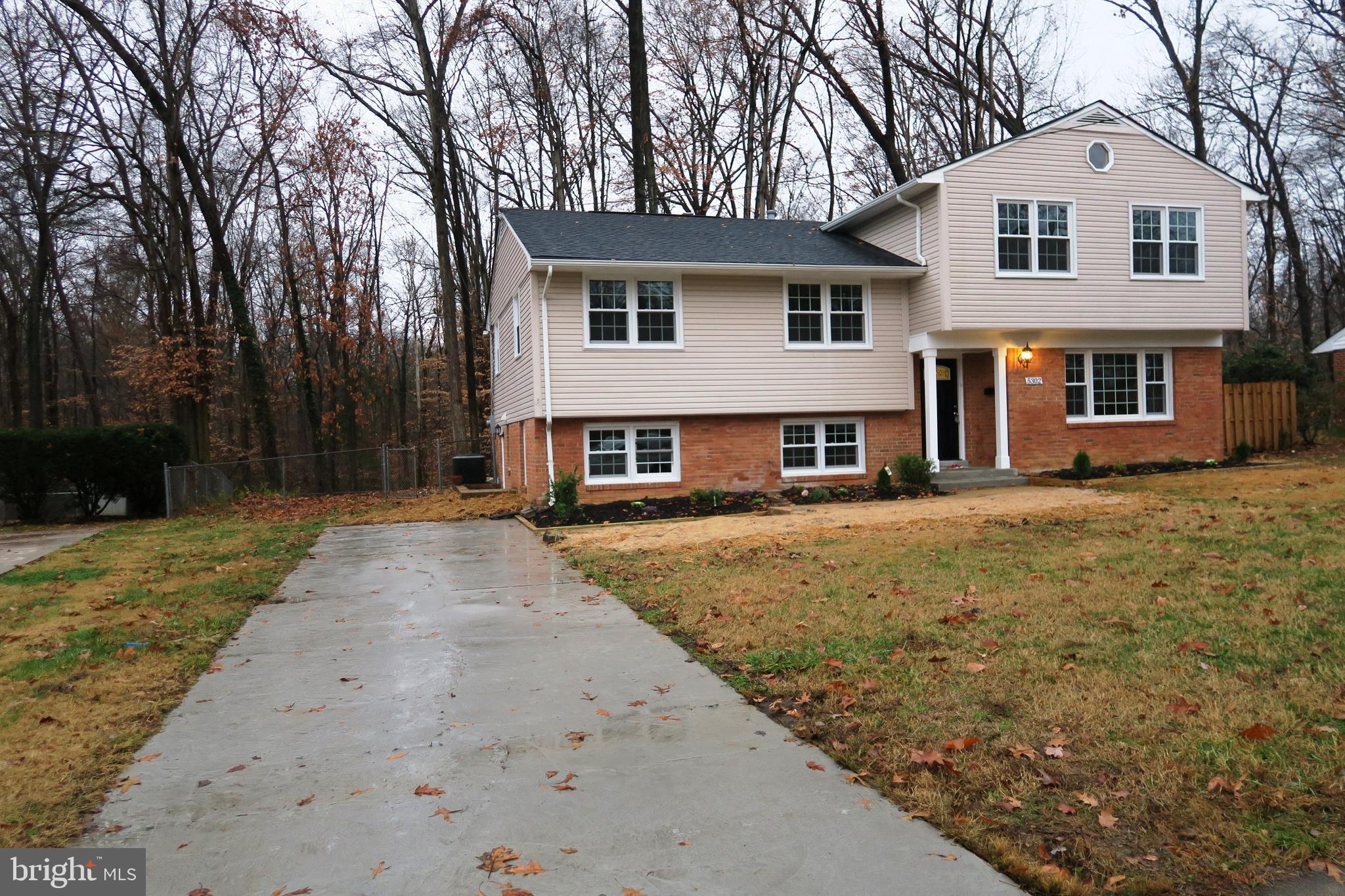 5302 Inverchapel Road Springfield, VA 22151 - Photo 4 of 49