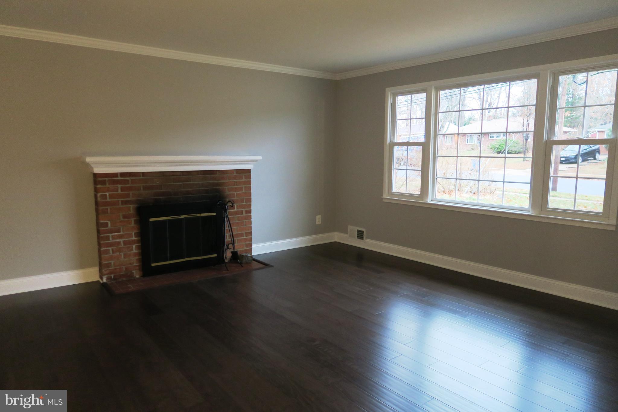 5302 Inverchapel Road Springfield, VA 22151 - Photo 10 of 49