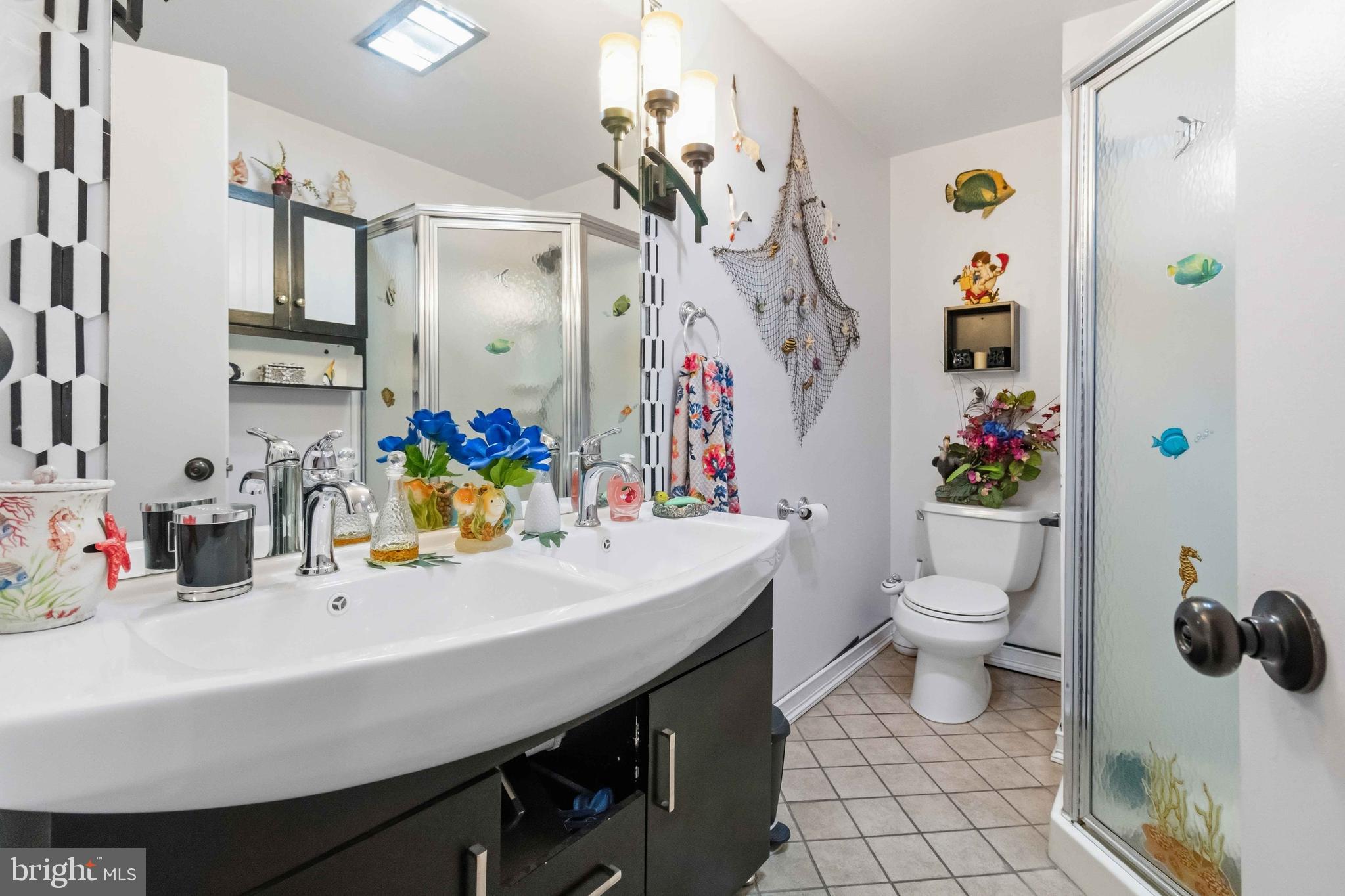 3625 Crooked Hill Road Harrisburg, PA 17110 - Photo 25 of 33 Main Bath