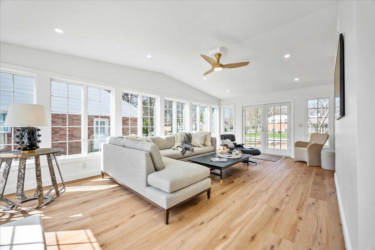 314 Davis Avenue Bloomington, IL 61701 - Photo 17 of 55