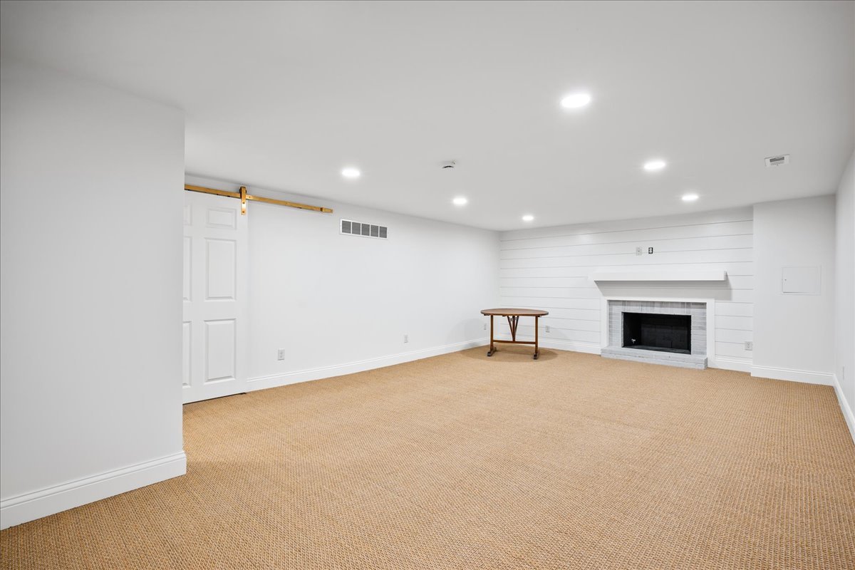 314 Davis Avenue Bloomington, IL 61701 - Photo 44 of 55