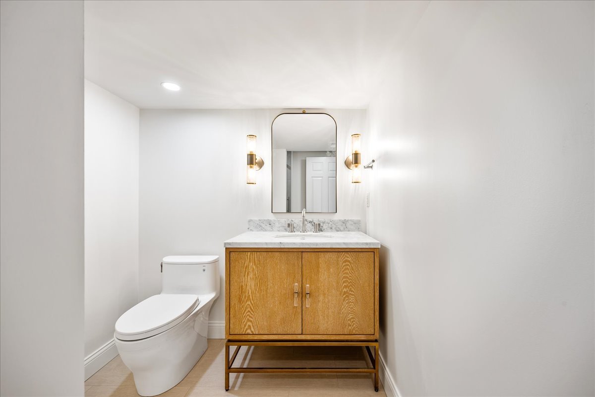 314 Davis Avenue Bloomington, IL 61701 - Photo 48 of 55