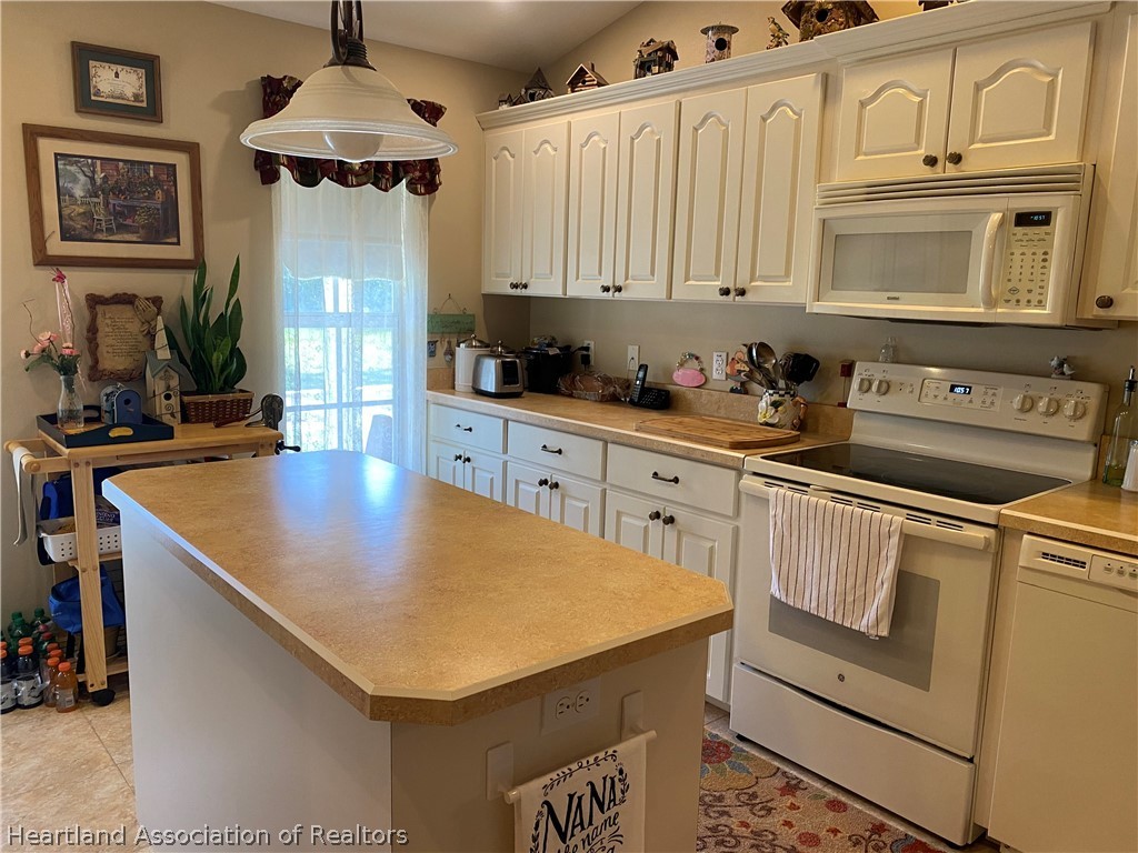 3763 Oak Ranch Zolfo Springs, FL 33890 - Photo 10 of 22 Gallery Image 10