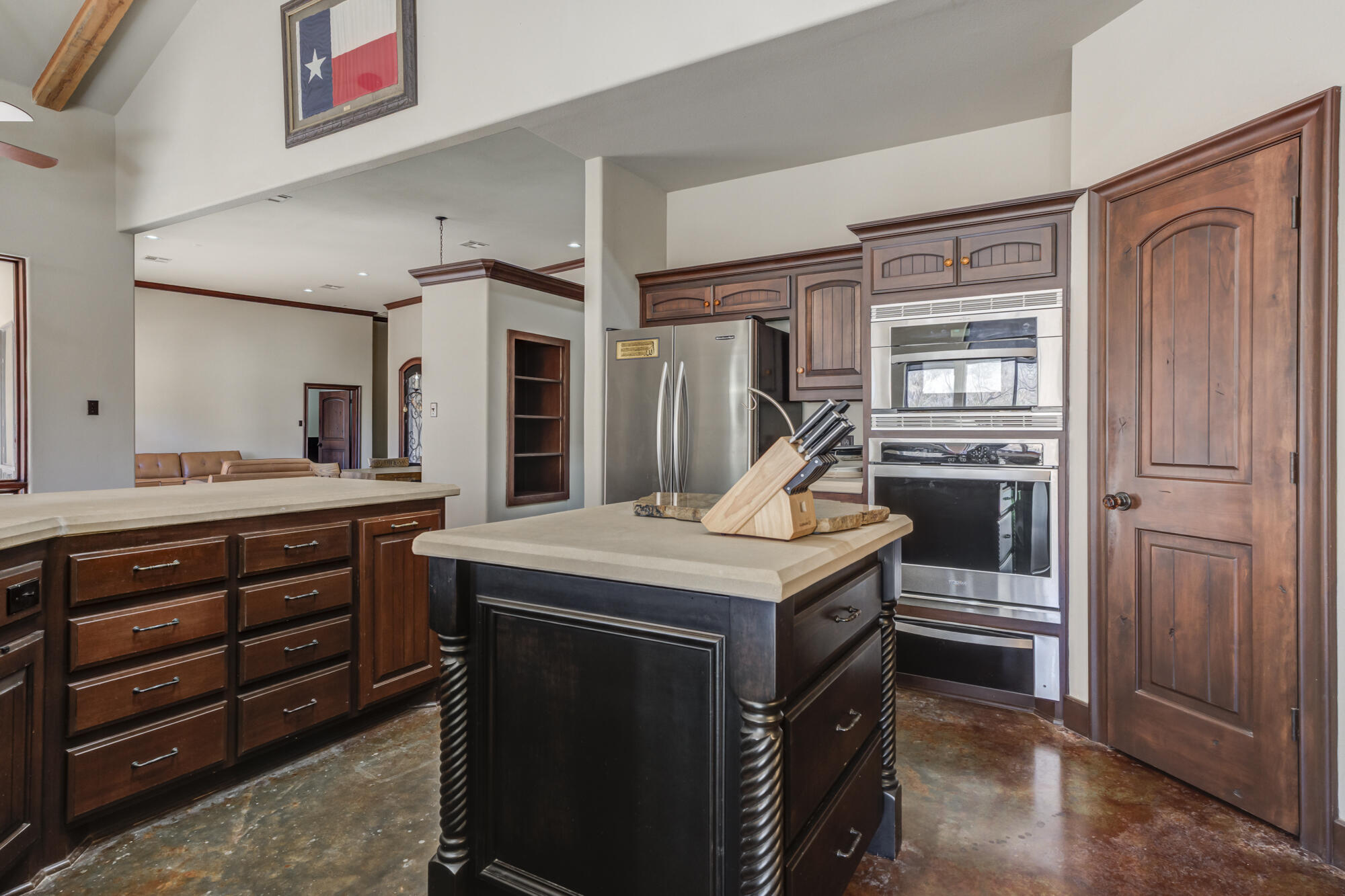 41 South Lake Shore Drive Ransom Canyon, TX 79366 - Photo 16 of 56 a kitchen that has a sink and a stove in it
