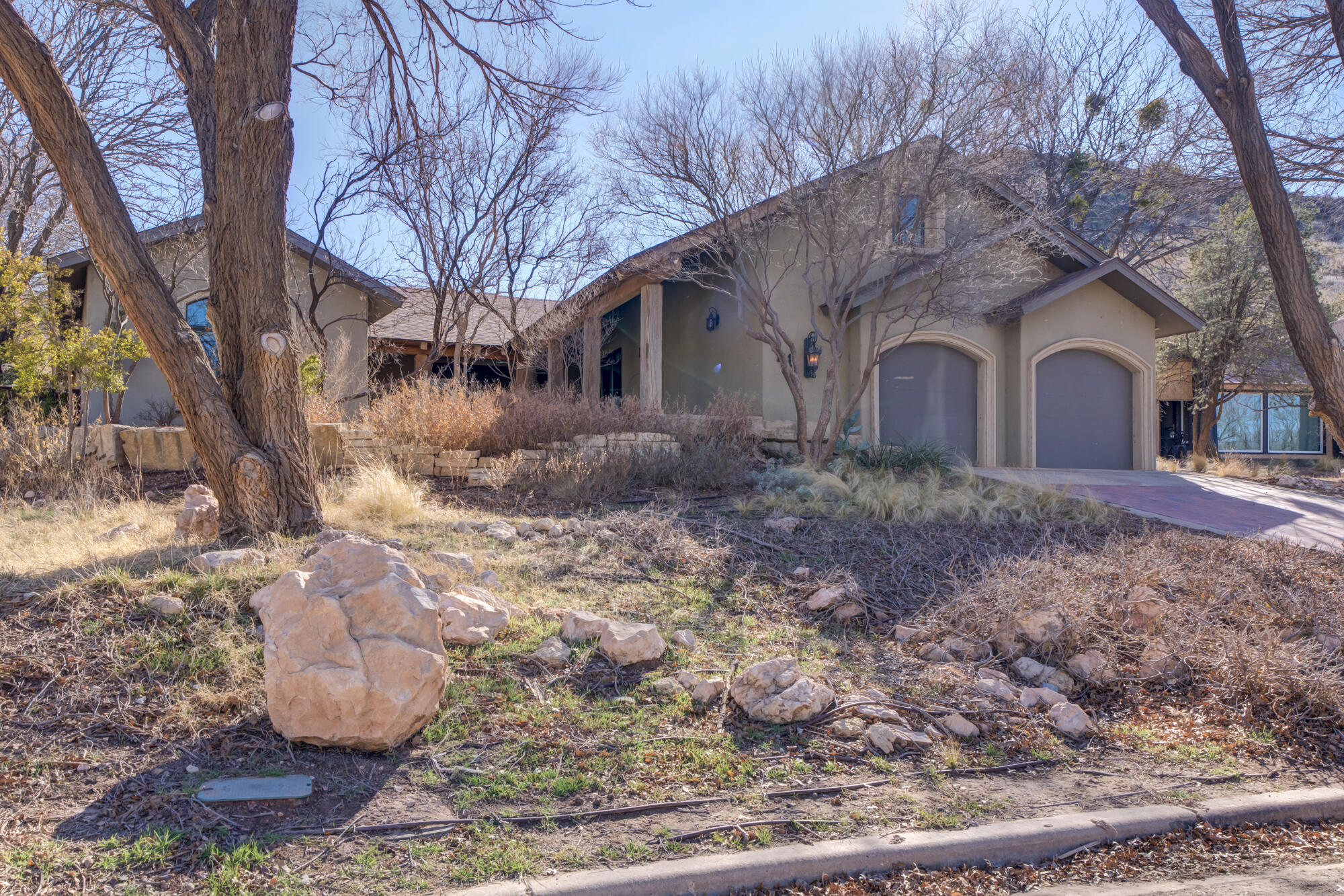 41 South Lake Shore Drive Ransom Canyon, TX 79366 - Photo 4 of 56 a front view of house with yard