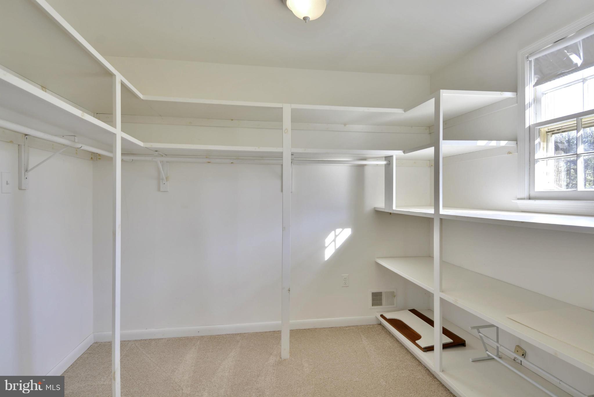 2101 Edgeware Street Silver Spring, MD 20905 - Photo 14 of 27 Interior (General)