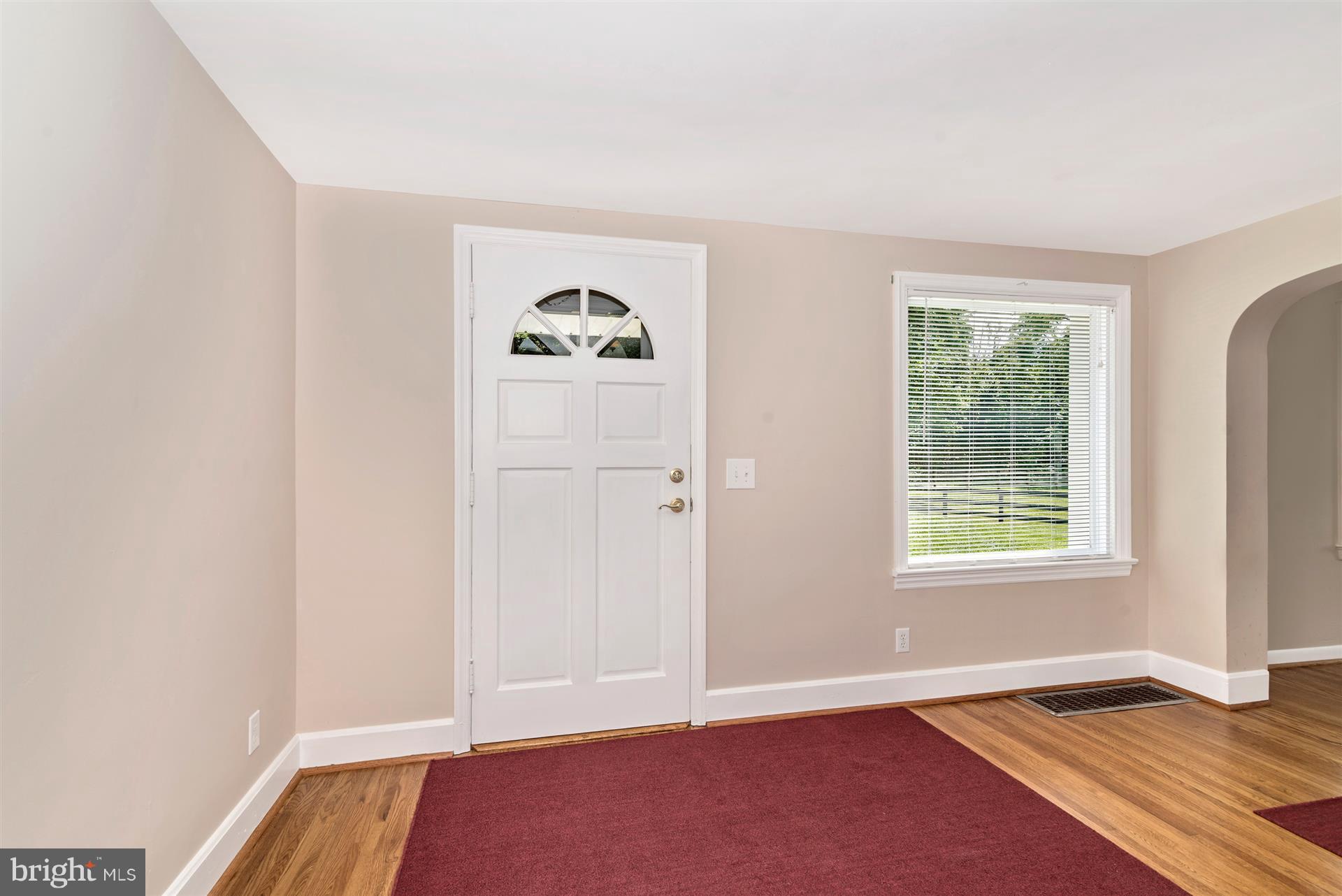 22114 Pondsville Road Smithsburg, MD 21783 - Photo 3 of 30 Interior (General)