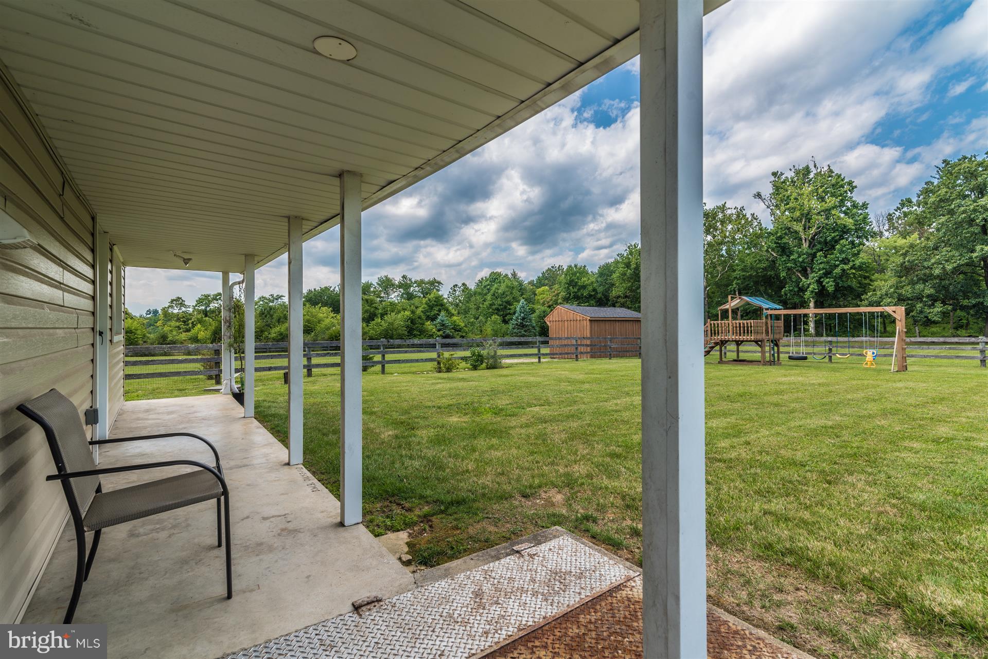 22114 Pondsville Road Smithsburg, MD 21783 - Photo 24 of 30 Exterior (Rear)