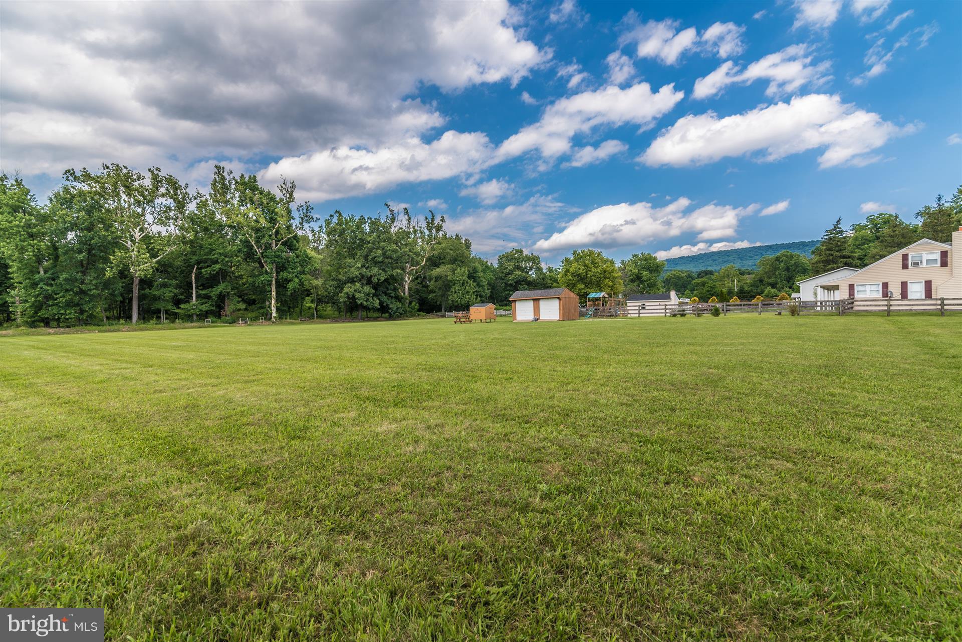 22114 Pondsville Road Smithsburg, MD 21783 - Photo 28 of 30 Exterior (Rear)