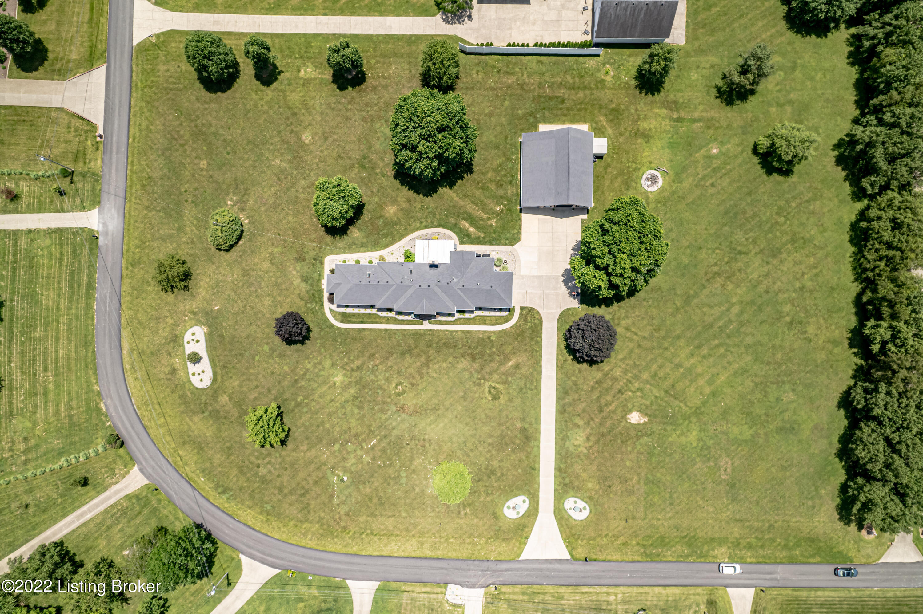 689 West Laurel River Road Shepherdsville, KY 40165 - Photo 5 of 129 DJI_0208