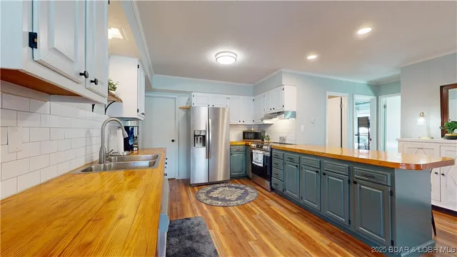 $709,900 | 285 Liahona Circle, Sunrise Beach, MO 65079