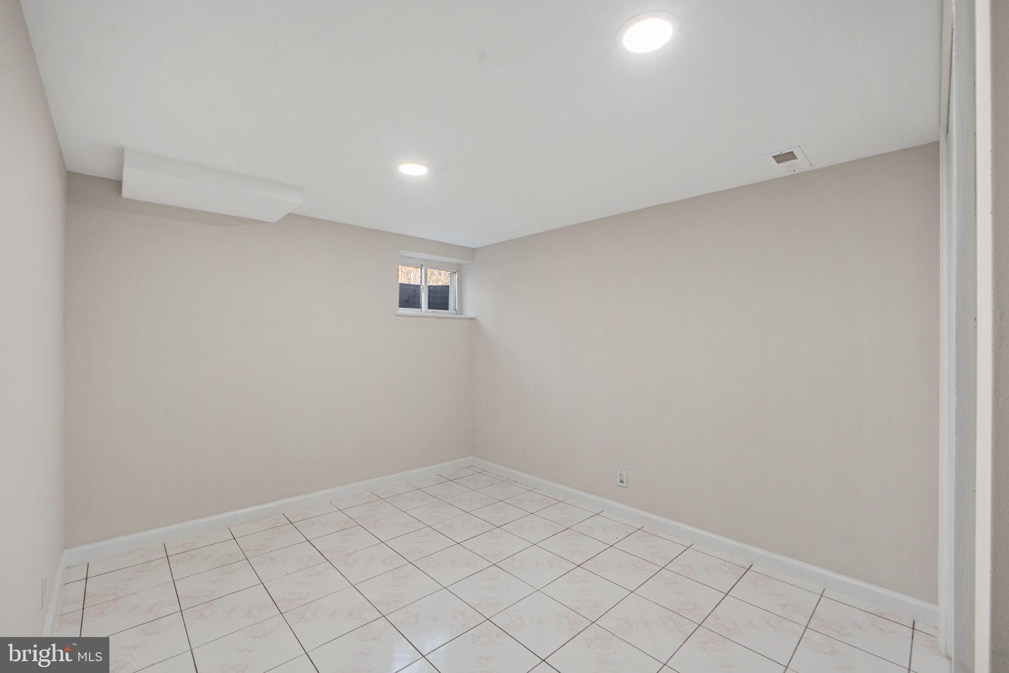 1513 Flora Lane Silver Spring, MD 20910 - Photo 36 of 49 a view of an empty room
