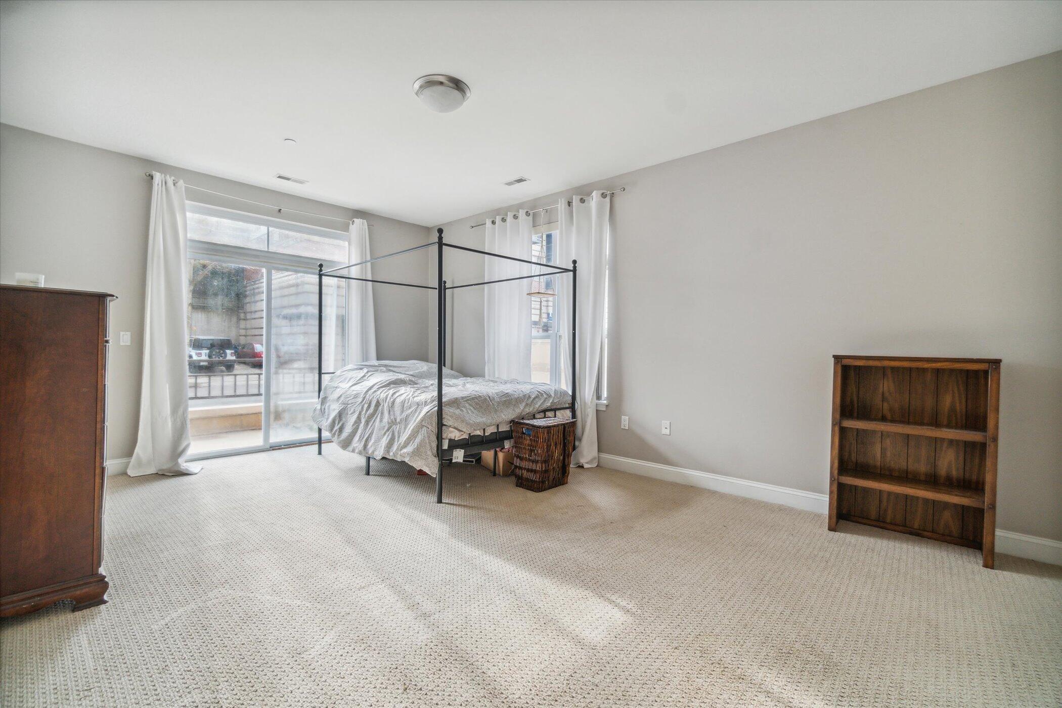 1925 North Water Street, Unit 100 Milwaukee, WI 53202 - Photo 13 of 23 15-1925-N-Water-St-Apt-100-Milwaukee-WI-