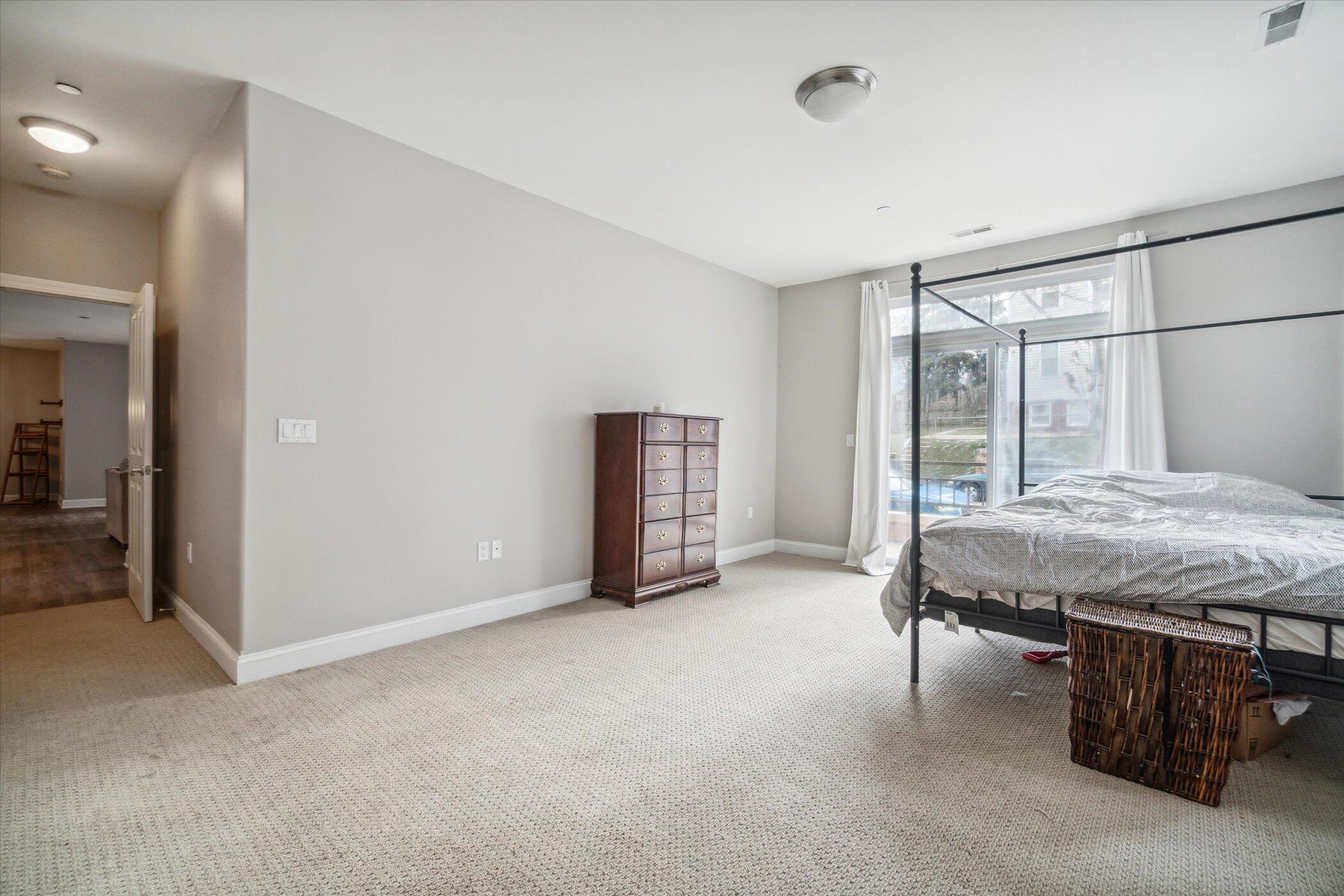 1925 North Water Street, Unit 100 Milwaukee, WI 53202 - Photo 16 of 23 18-1925-N-Water-St-Apt-100-Milwaukee-WI-