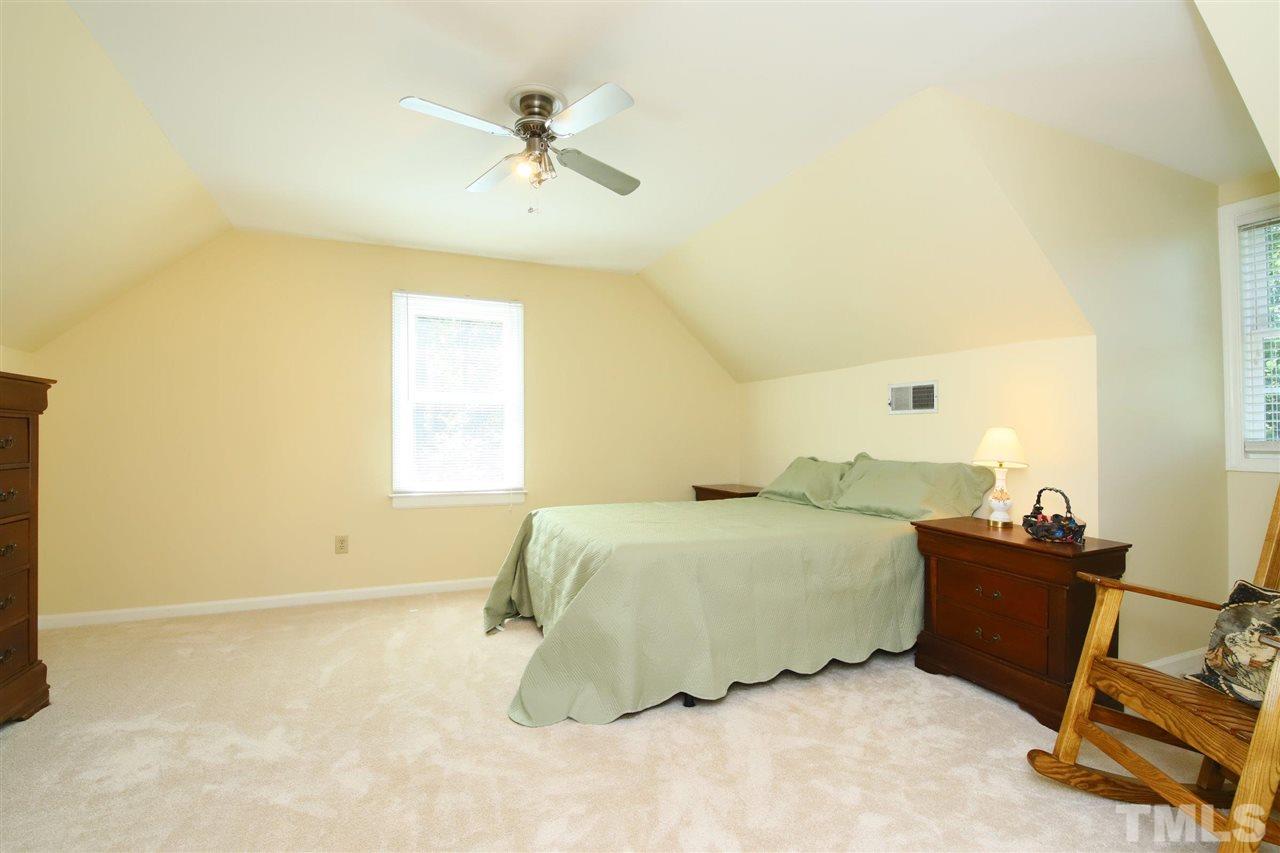 7828 Highlandview Circle Raleigh, NC 27613 - Photo 17 of 30