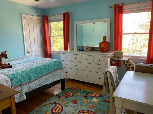 $35,000 | 20 Howard Street, East Hampton, NY 11937