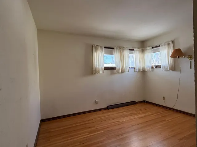 $245,000 | 483 Birmingham Street, St. Paul, MN 55106