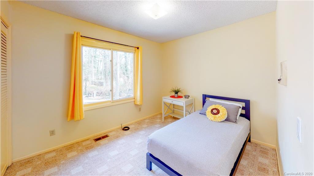 128 White Oak Rd Extension Arden, NC 28704 - Photo 24 of 33 Gallery Image 24