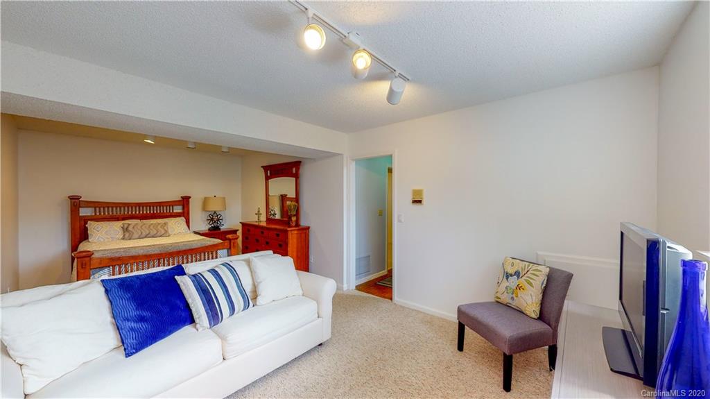 128 White Oak Rd Extension Arden, NC 28704 - Photo 27 of 33 Gallery Image 27