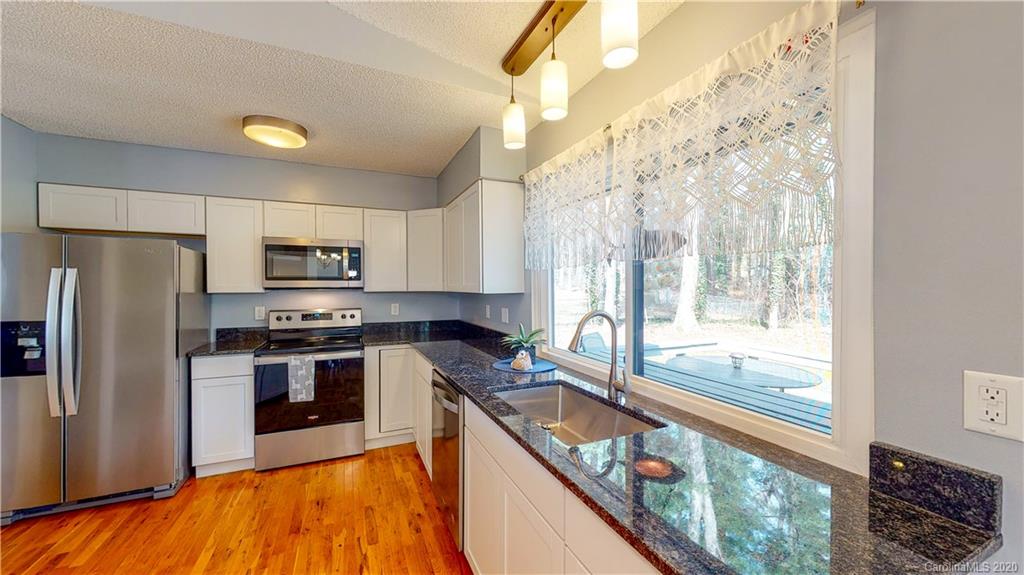 128 White Oak Rd Extension Arden, NC 28704 - Photo 10 of 33 Gallery Image 10