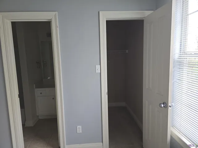 $1,500 | 2173 Plantation Lane, Baton Rouge, LA 70820