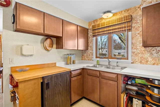 $239,900 | 539 Fox Meadow Road, Greece, NY 14626