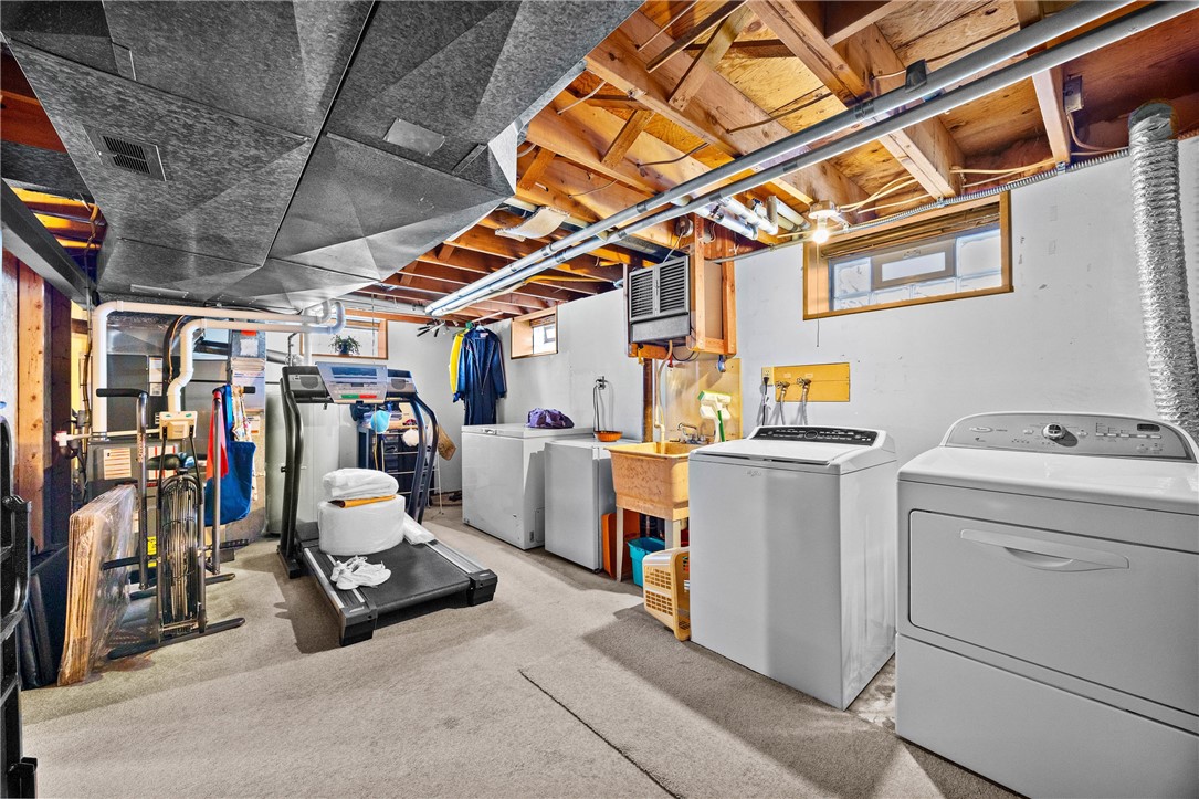 539 Fox Meadow Road Greece, NY 14626 - Photo 44 of 50