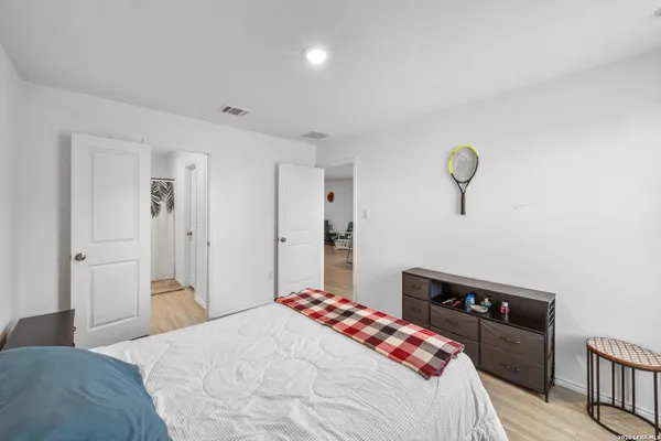 $1,700 | 7415 Donkey Valley, San Antonio, TX 78252