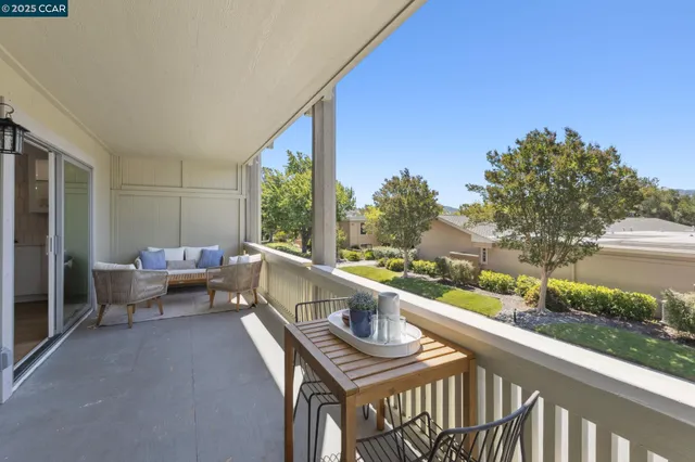 $649,000 | 2101 Golden Rain Road, Unit 14, Walnut Creek, CA 94595