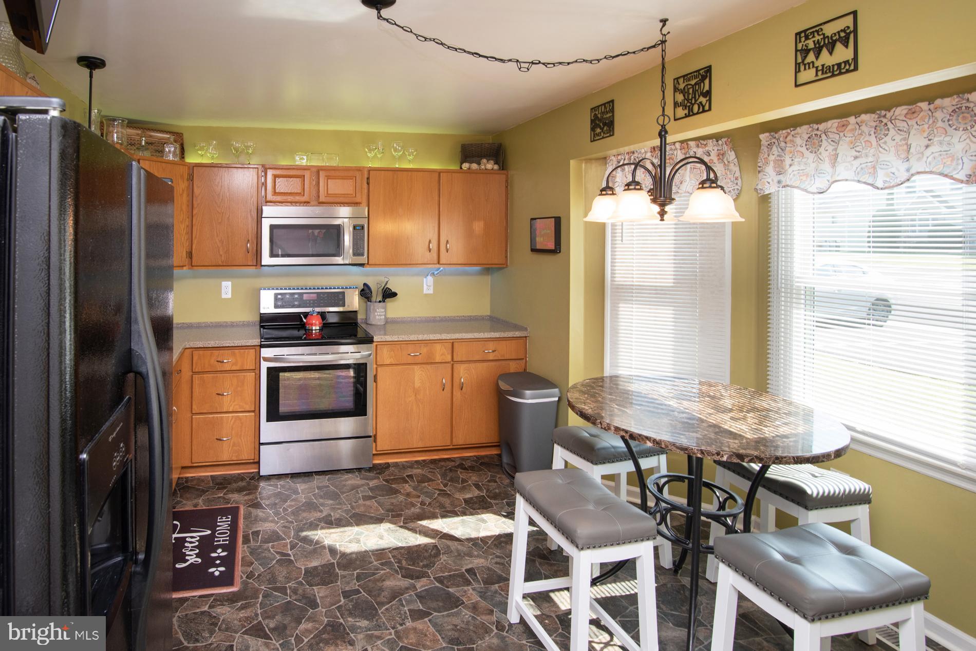 16 Cranberry Ridge Reading, PA 19606 - Photo 2 of 36 Gallery Image 2