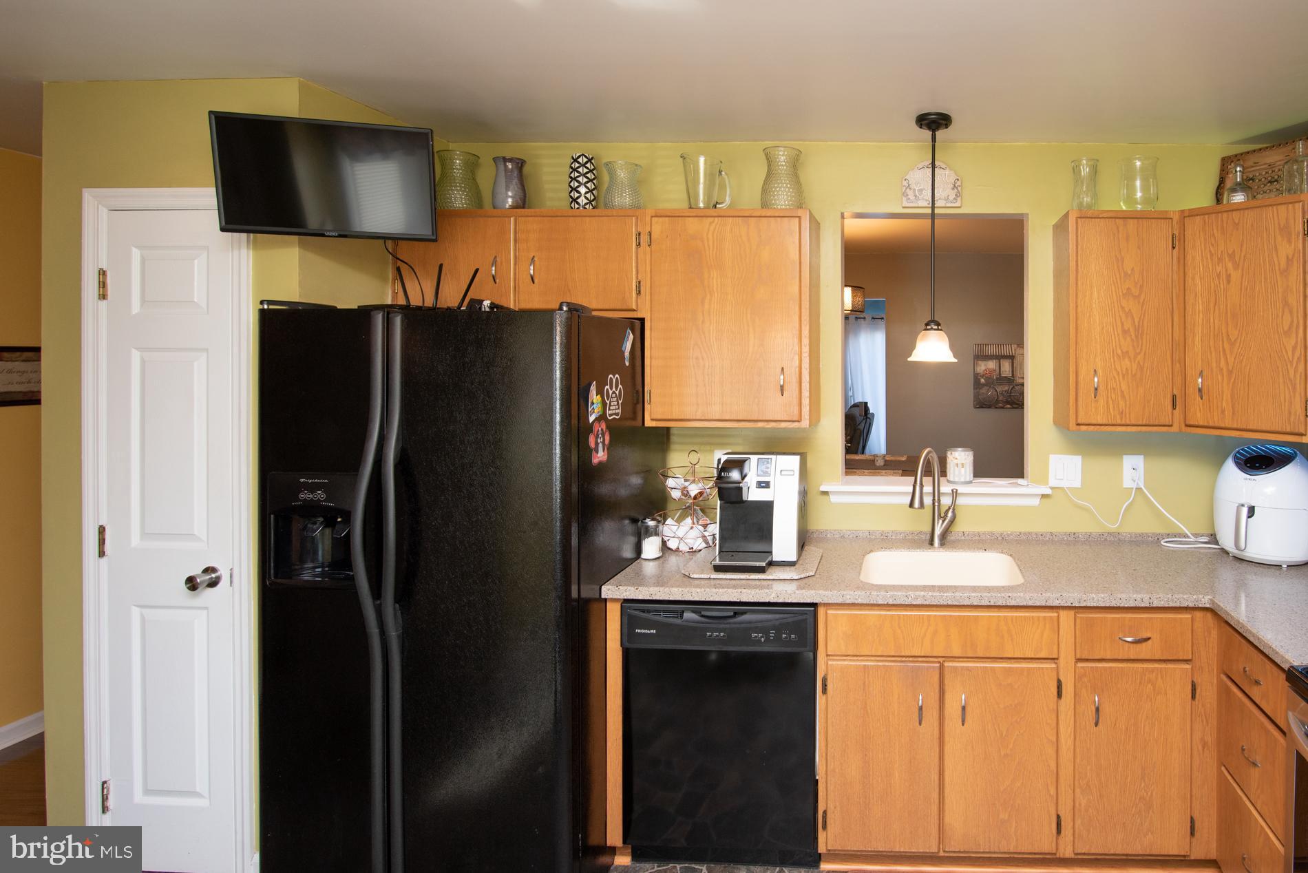 16 Cranberry Ridge Reading, PA 19606 - Photo 6 of 36 Gallery Image 6