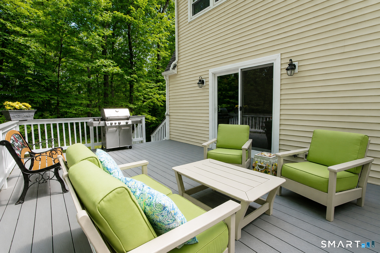 26 Rushleigh Road West Hartford, CT 06117 - Photo 35 of 40