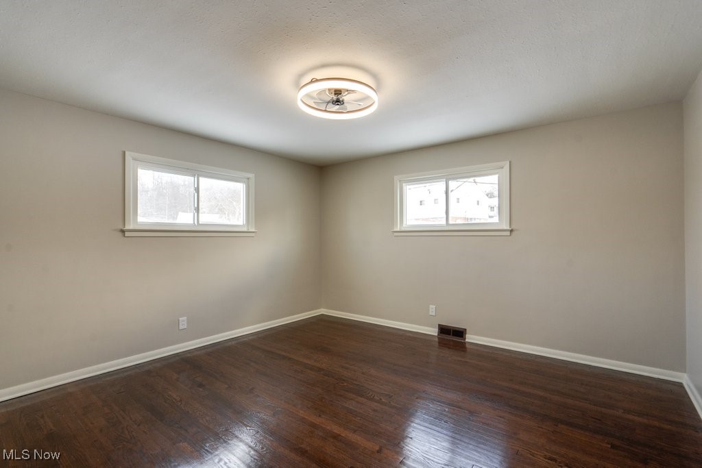 4485 Longleaf Road Warrensville Heights, OH 44128 - Photo 17 of 33