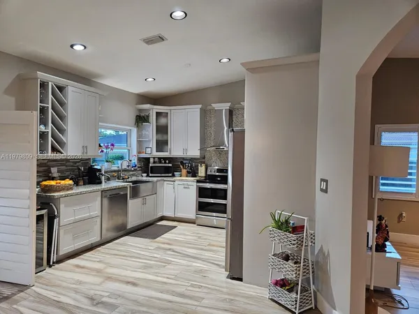 $4,250 | 15180 Southwest 170th Terrace, Miami, FL 33187