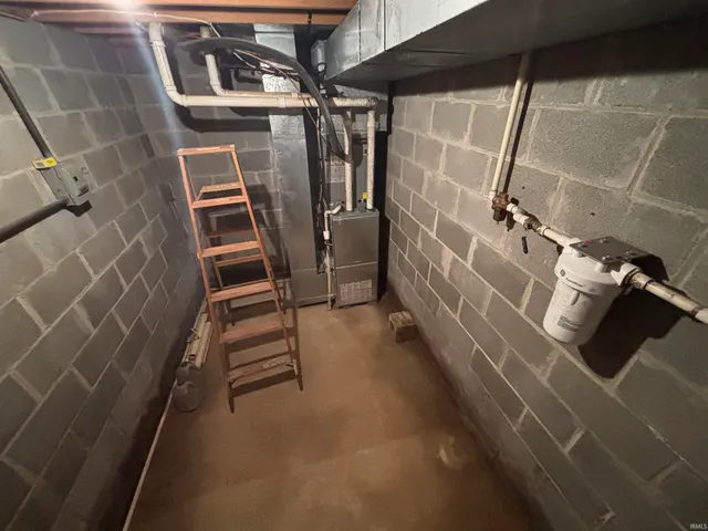 $299,900 | 2617 Highway 64, Winslow, IN 47598