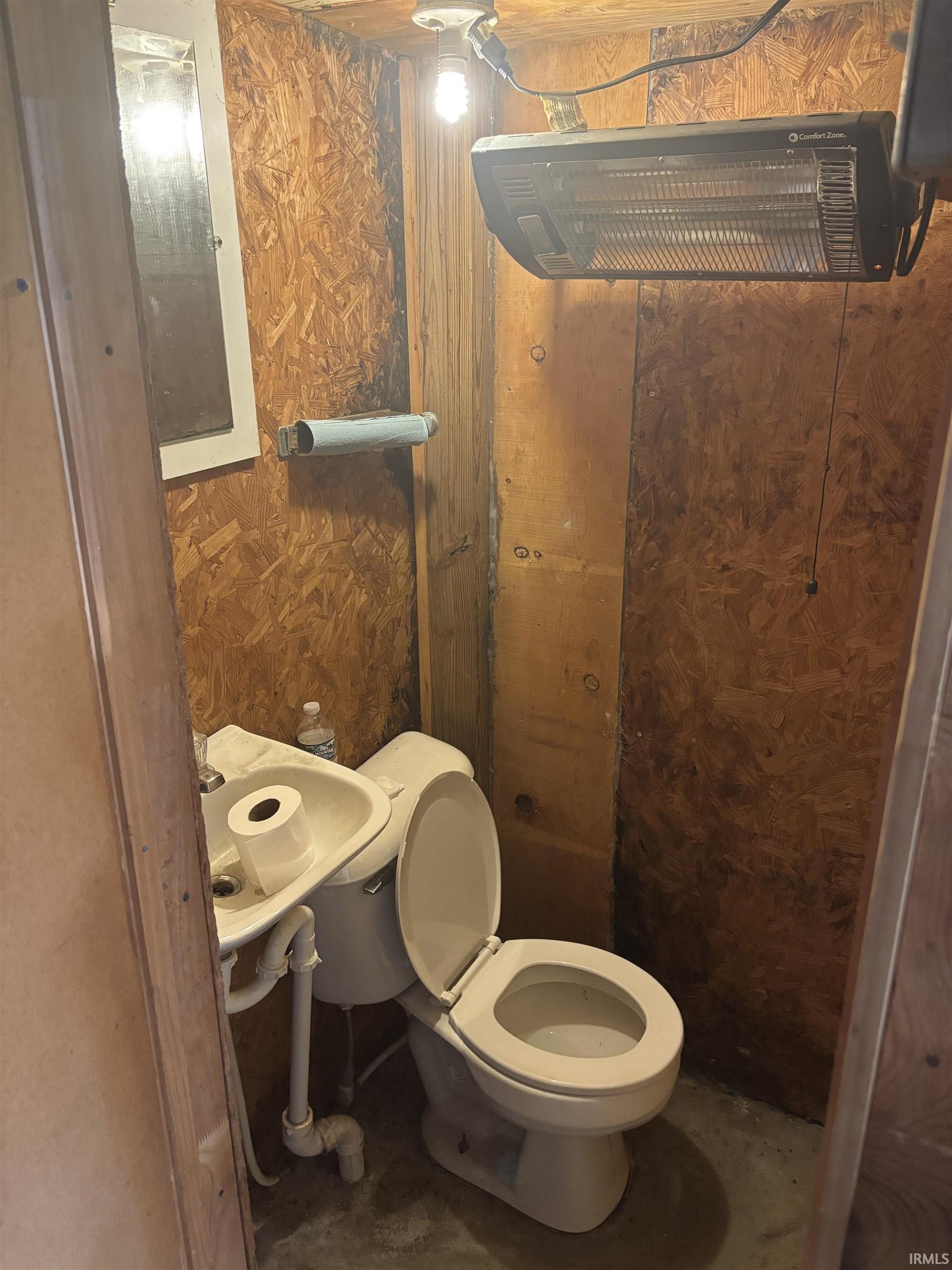 2617 Highway 64 Winslow, IN 47598 - Photo 23 of 28