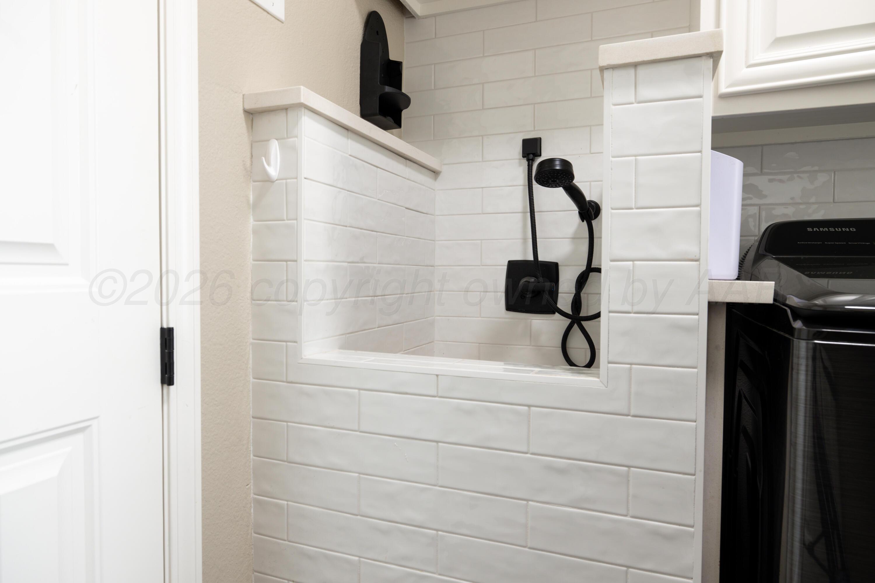 15201 Helium Road Amarillo, TX 79119 - Photo 40 of 61 a bathroom with a shower