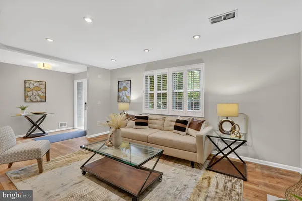 $1,250,000 | 6409 Old Dominion Drive, McLean, VA 22101