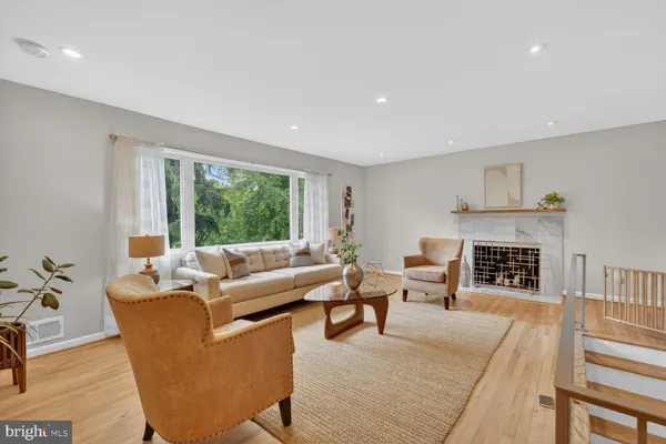 $1,250,000 | 6409 Old Dominion Drive, McLean, VA 22101