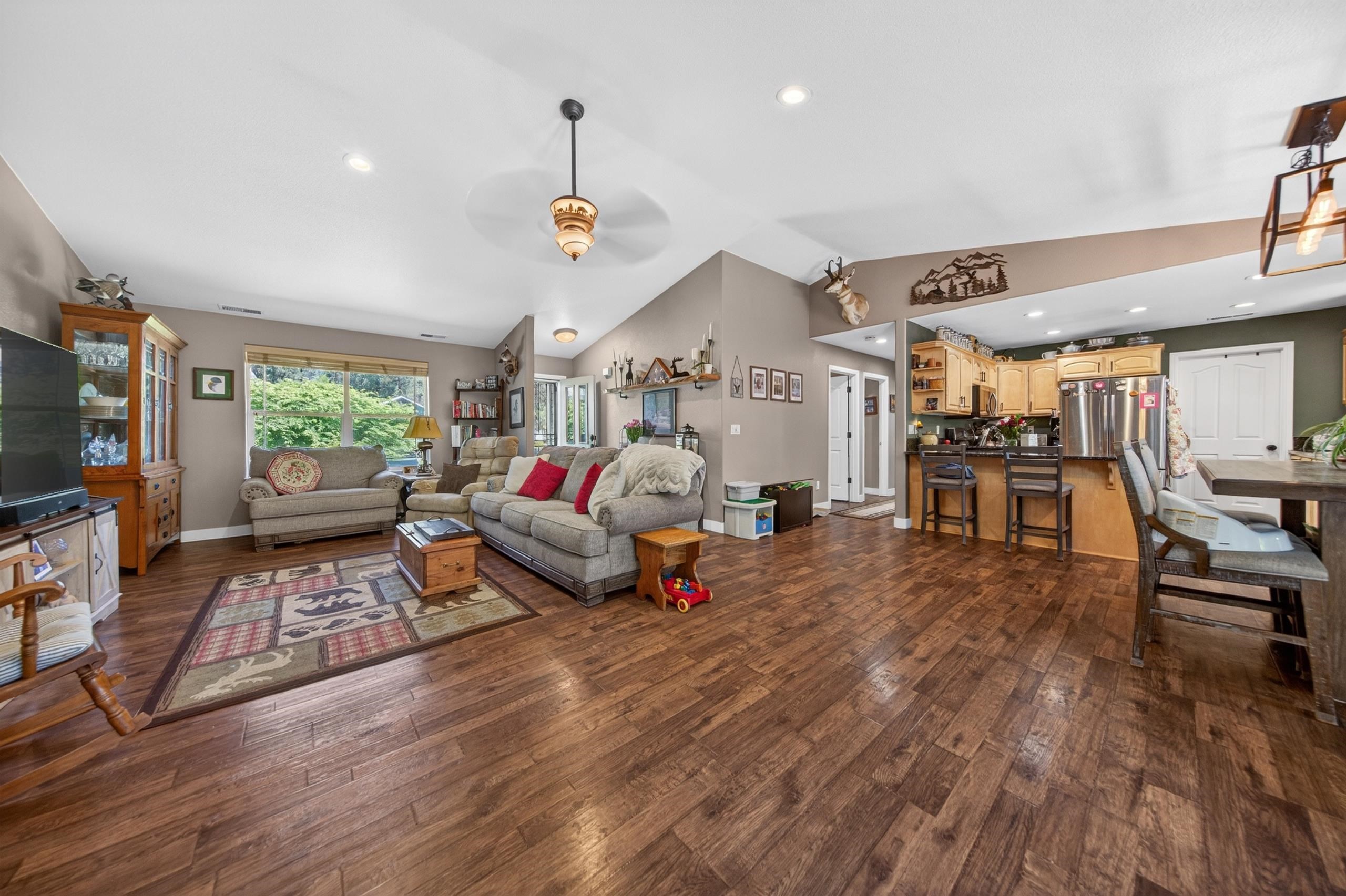 634 Purdy Road Chester, CA 96020 - Photo 9 of 33