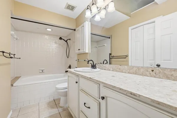 $2,000 | 505 Ranch Trail, Unit 107, Irving, TX 75063