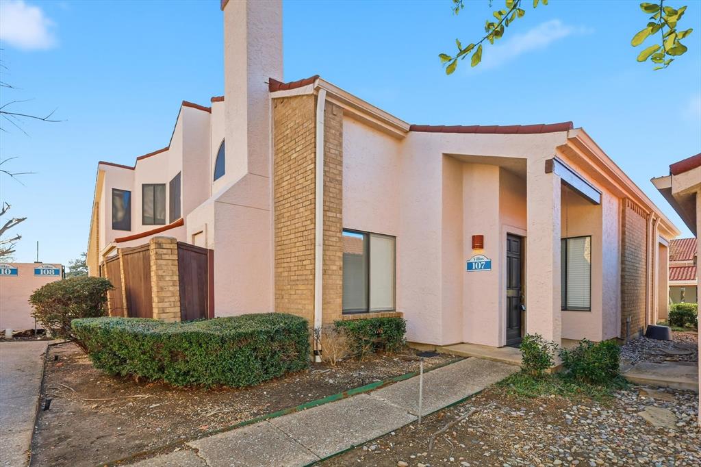 505 Ranch Trail, Unit 107 Irving, TX 75063 - Photo 2 of 38